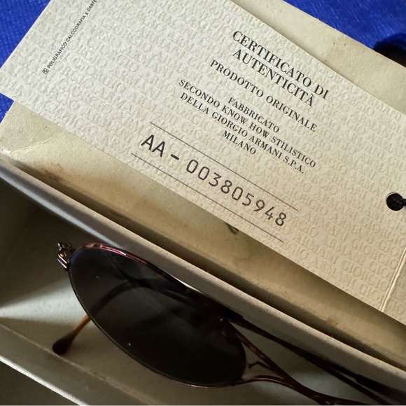 Giorgio Armani Vintage 229S lightweight sunglasses- Pre-loved/EUC- Made in Italy - Picture 7 of 12